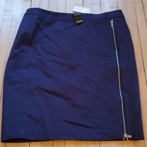 Navy pencil skirt with silver zipper detail